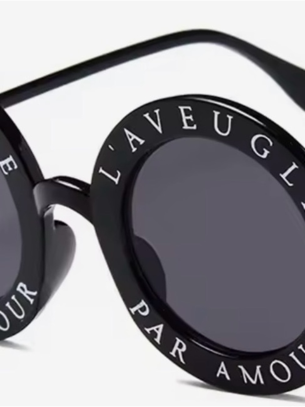 🔥Brand New 🔥Paramour Round Sunglasses with Black Lenses and Gold Frame - Picture 4 of 6